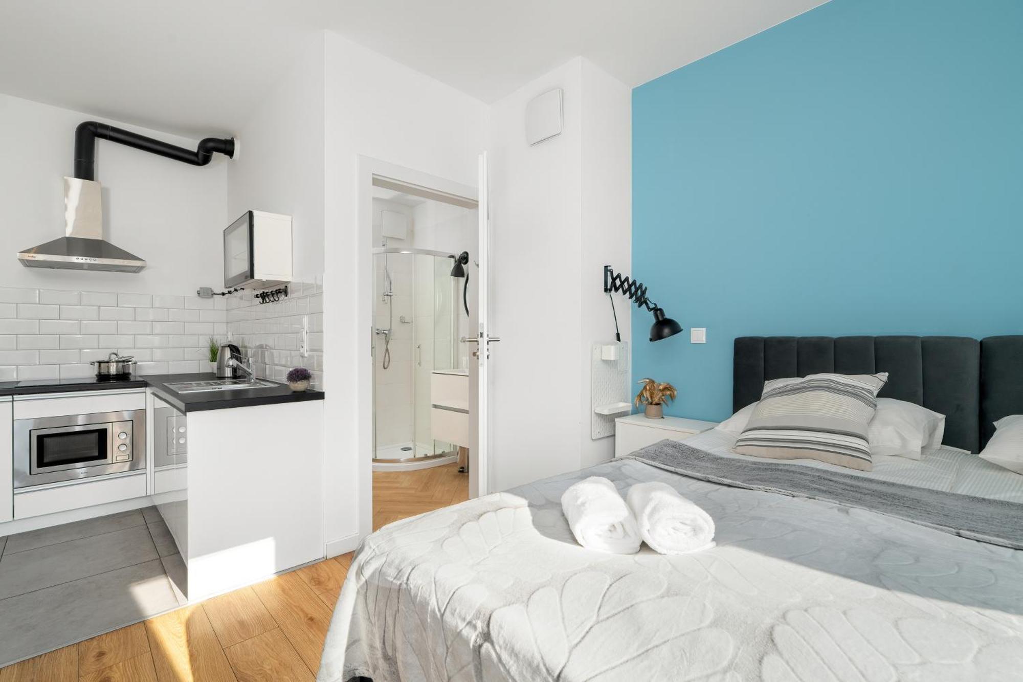 Klimatyczne I Nowoczesne Studio Very Berry W Poznaniu By Noclegi Renters Dış mekan fotoğraf